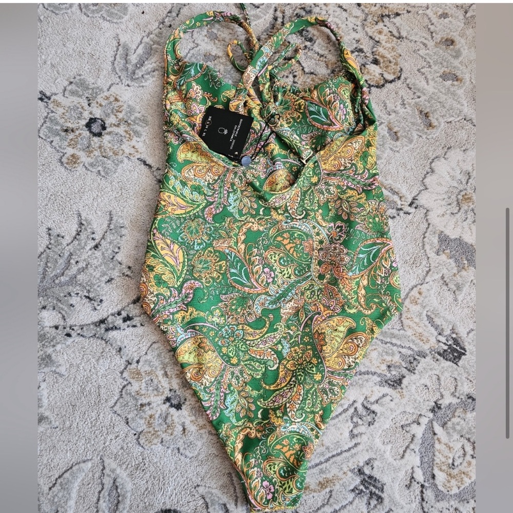 Skatie Nikki One Piece Swim NWT Riviera - Picture 4 of 6